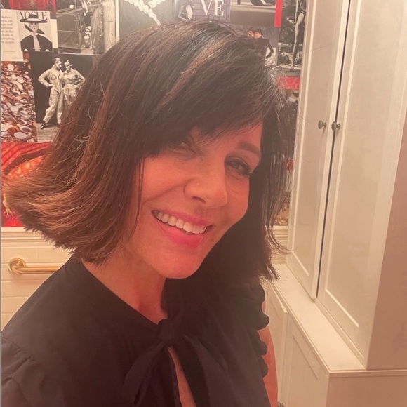 Meet your Posher, Sydney - Picture 2 of 4